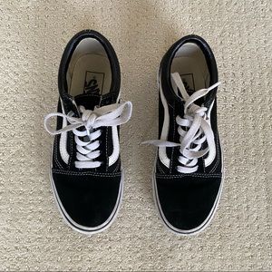 Old Skool Vans - Women Size 6.5